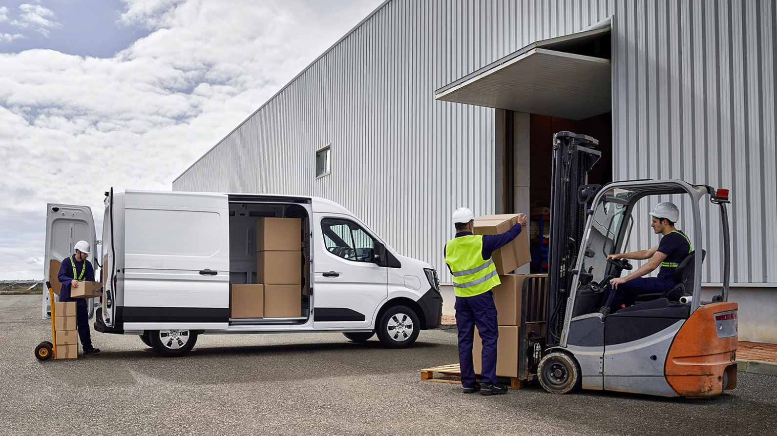 Nissan Interstar